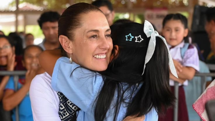 Claudia Sheinbaum cumple 64 años: así fue el festejo que le organizaron durante La Mañanera