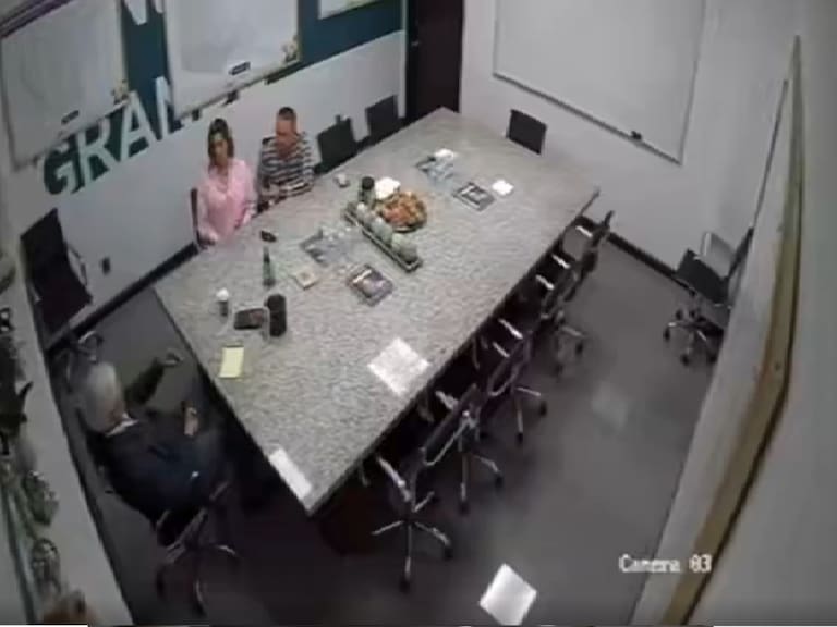 El exgobernador Jaime Bonilla “está muy enojado por el negocio millonario que le echaron a perder... su peligrosidad deriva de sus contactos, fortuna y de ser colaborador de agencias de inteligencia de EE.UU.”, señala Luis Chaparro.