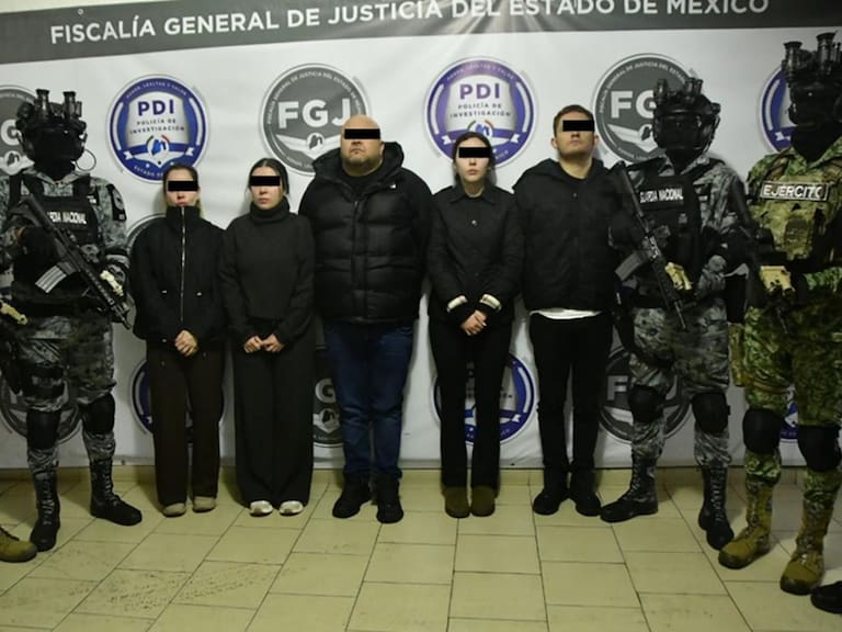 Jesús Darío “N”, alias “El Cara de Cochi” generador de violencia en Sonora fue detenido junto con siete personas en el Estado de México.