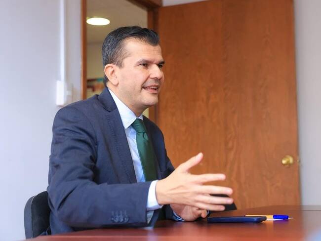 Juan Manzo admite legitimidad de Marcha de la Generación Z, pero reprueba la violencia; alerta sobre intereses políticos