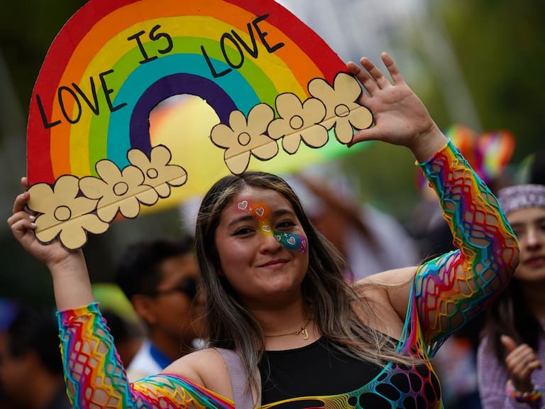 800 mil personas participaron en la 47 edición de la marcha del Orgullo LGBTTTIQPA+