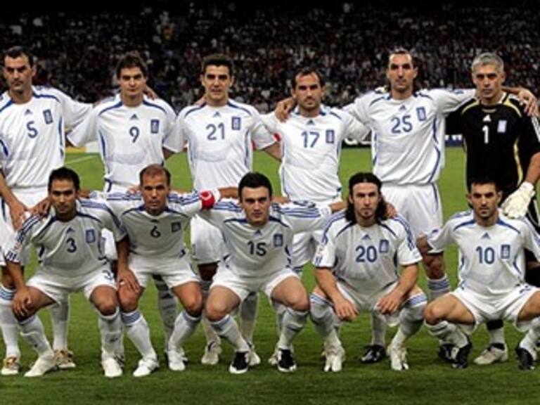 Grecia vence 2-1 a Nigeria