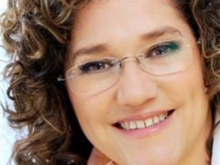 ¿Cuál es la controversia sobre la Comisión senatorial de la Familia?