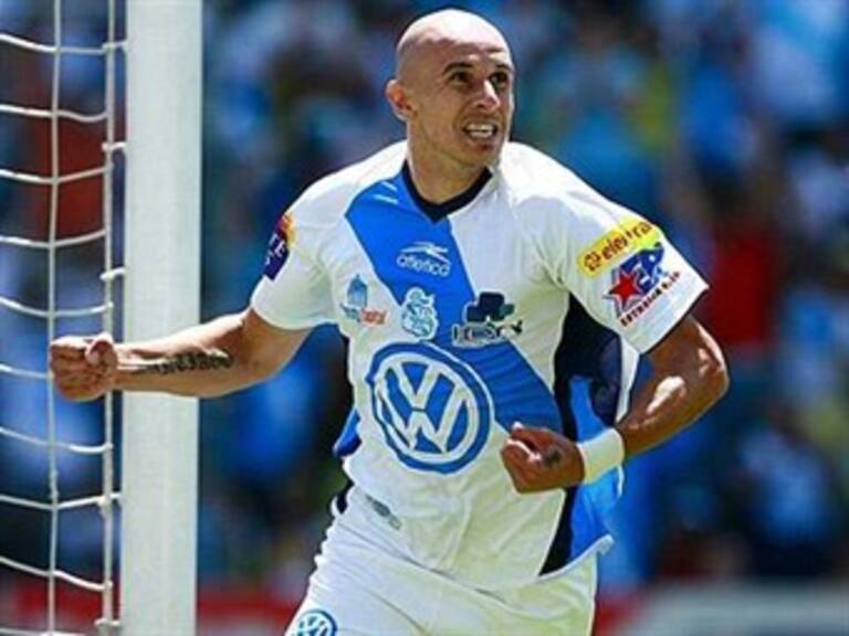 Puebla gana 2-1 a Chivas USA