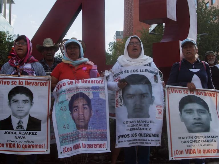 Trabajarán Segob, SCJN y FGR desaparición de los 43 de Ayotzinapa