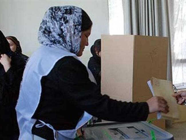 Concluyen comicios en Afganistán ensombrecidos por la violencia