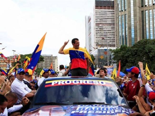 Muestra fuerza contrincante de Chávez a la presidencia de Venezuela