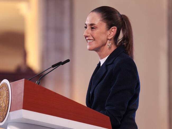 Sheinbaum va contra jueza y presenta denuncia