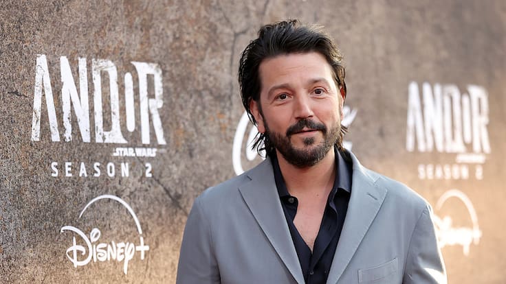 Diego Luna: Jóvenes tienen herramientas para replantear el futuro, como en Andor