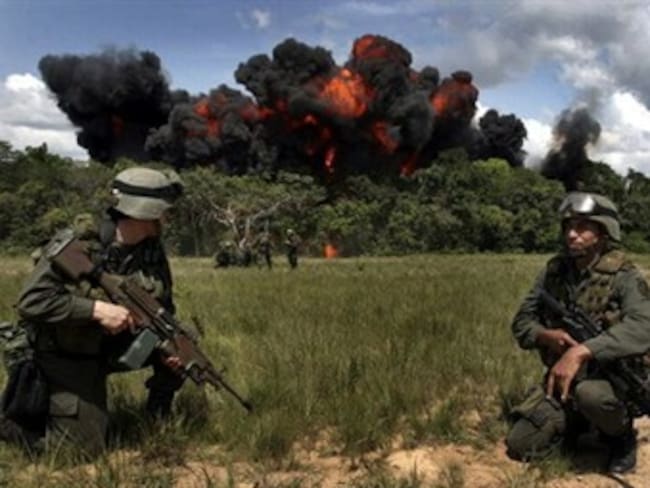 Censura el mandatario de Colombia a quienes desean prolongar guerra