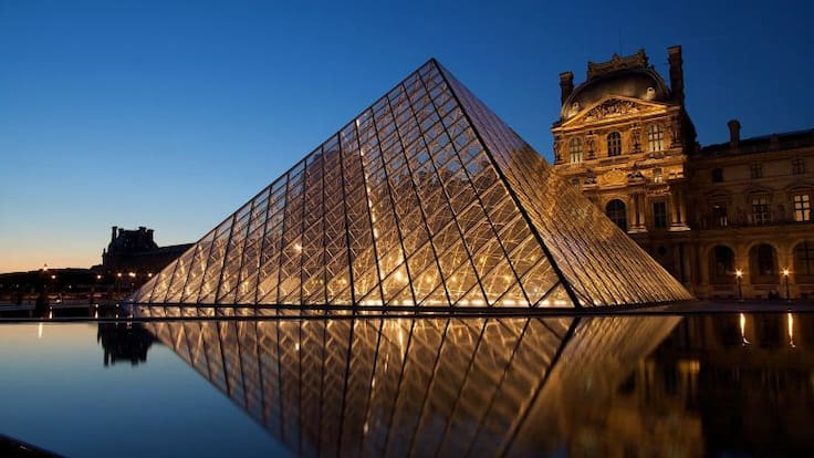 Museo du Louvre rechaza escultura por ser muy sexual