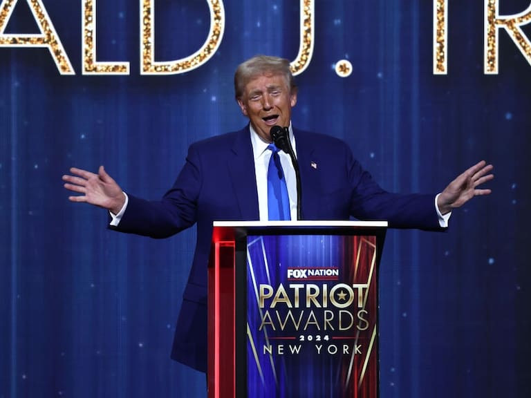 Trump revela que Sheinbaum le reclamó por incremento en aranceles