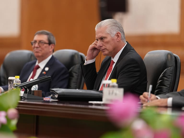 Cuba confirma conversaciones con Estados Unidos en plena crisis energética y tensión con Trump