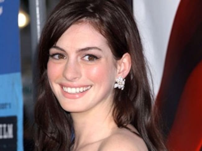 James Franco y Anne Hathaway anfitriones de premios Oscar 2011