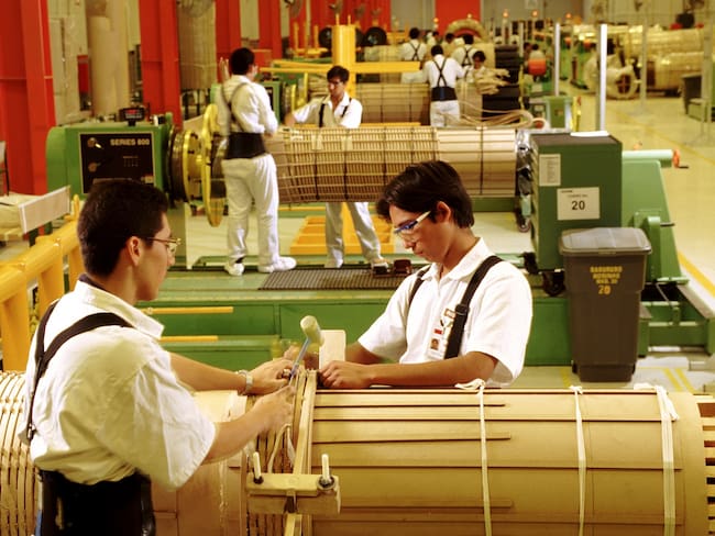 Repunta empleo en maquila y exportación en el mes de abril, aunque se mantiene por debajo del año previo: Inegi