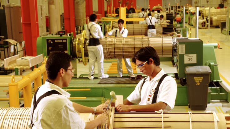 Repunta empleo en maquila y exportación en el mes de abril, aunque se mantiene por debajo del año previo: Inegi