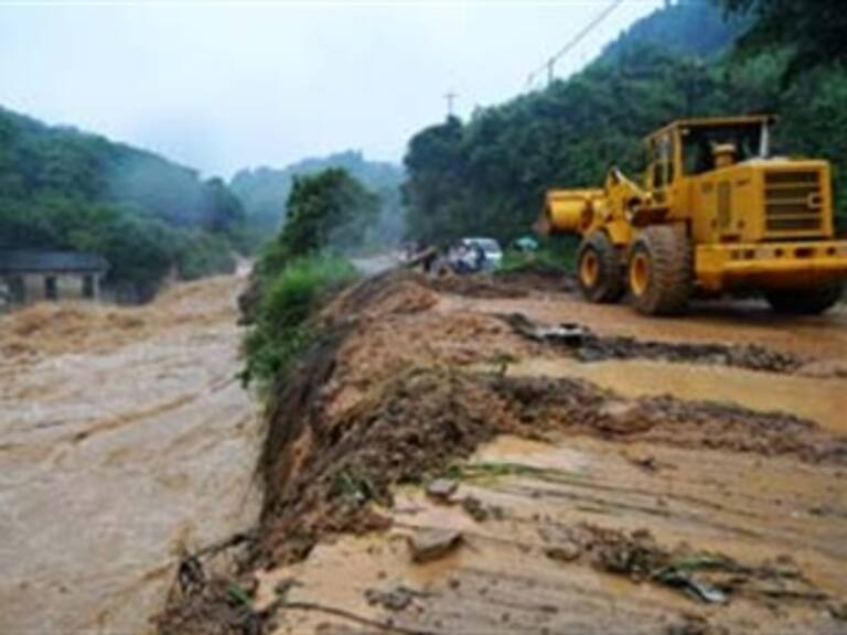 Confirma Cué 11 desaparecidos tras alud en Oaxaca