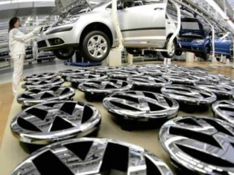 Anuncia Volkswagen de México paros técnicos parciales en abril y mayo