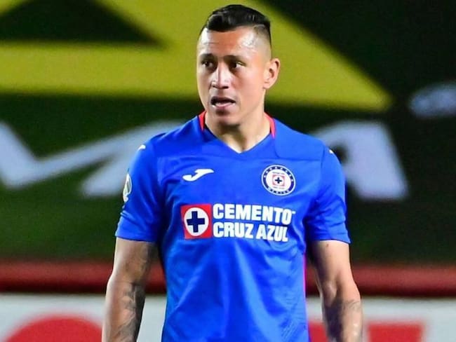 El “Cata” recibe regaño del Cruz Azul y Liga MX por su “Chapofiesta&quot;