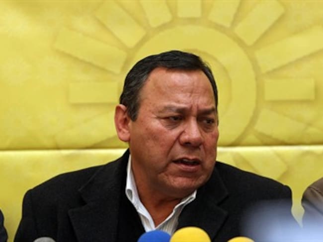 Destaca Zambrano comunicación con coordinador del PRD en Senado