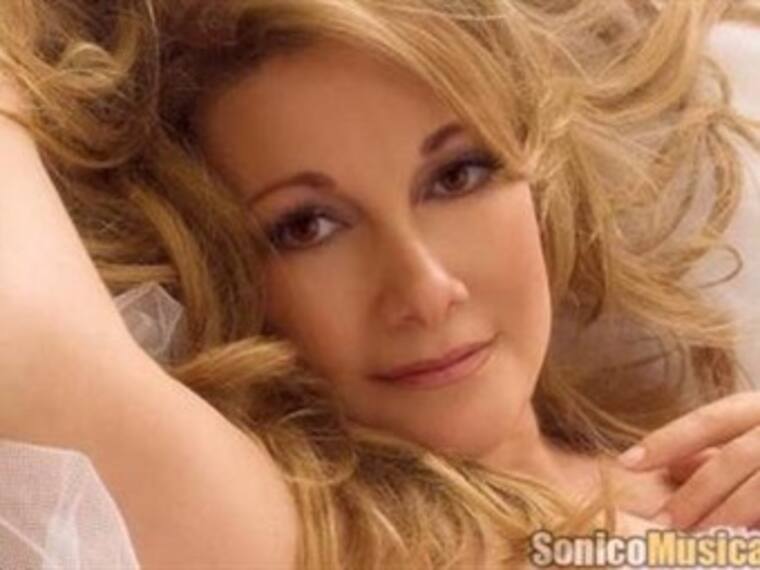 'Yo soy' Ana Cirré, cantante 'Que plan hoy' 25/05/13