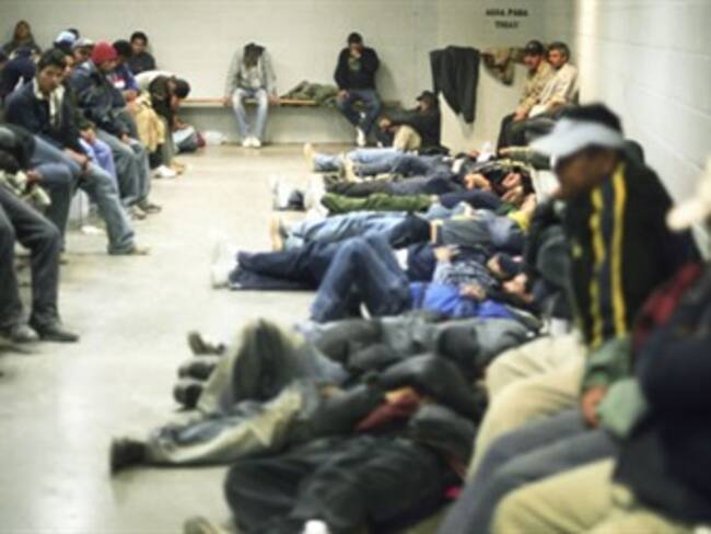 Arrestan a dos mil 900 migrantes en EU