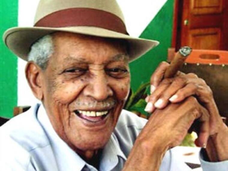 Morir De Amor. Charles Aznavour