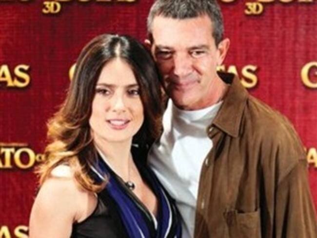 Reciben Salma Hayek y Antonio Banderas el Premio Luis Buñuel