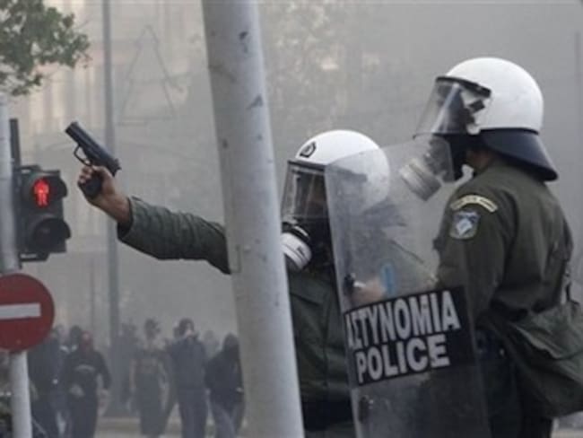 Hallan en Grecia paquetes bomba para 5 embajadas