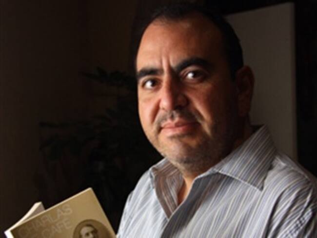 EL mes patrio. Alejandro Rosas, Historiador