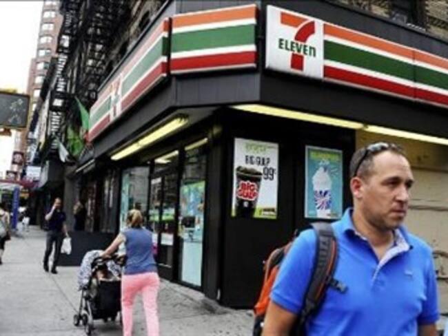 Acusan en NY a tiendas por forzar semiesclavitud de indocumentados