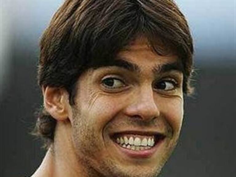 Kaká, segundo fichaje más caro de la historia del futbol