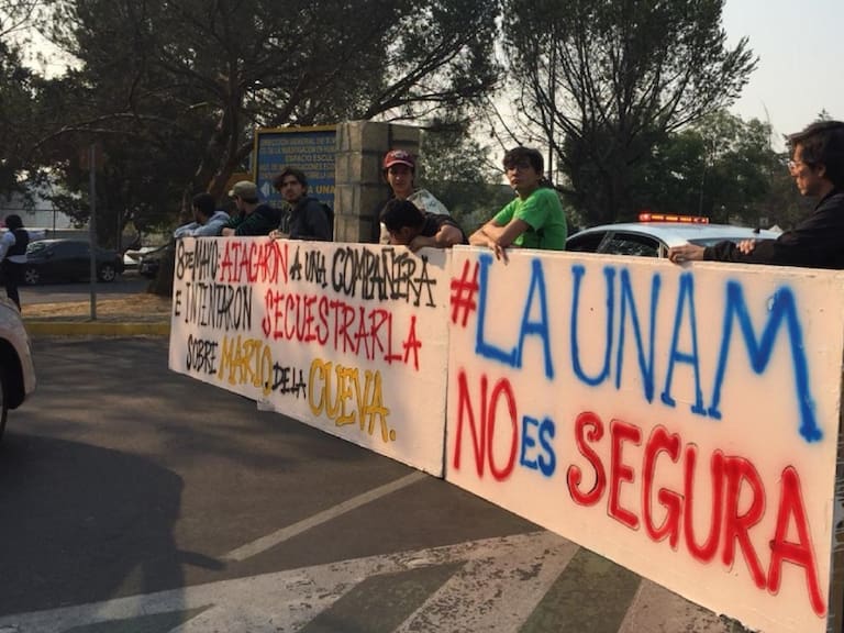 Estudiantes de cine protestan contra inseguridad dentro de UNAM