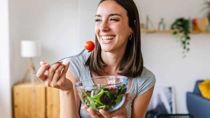¿Qué le pasa a tu cuerpo cuando dejas de comer azúcar? La ciencia detrás del cambio