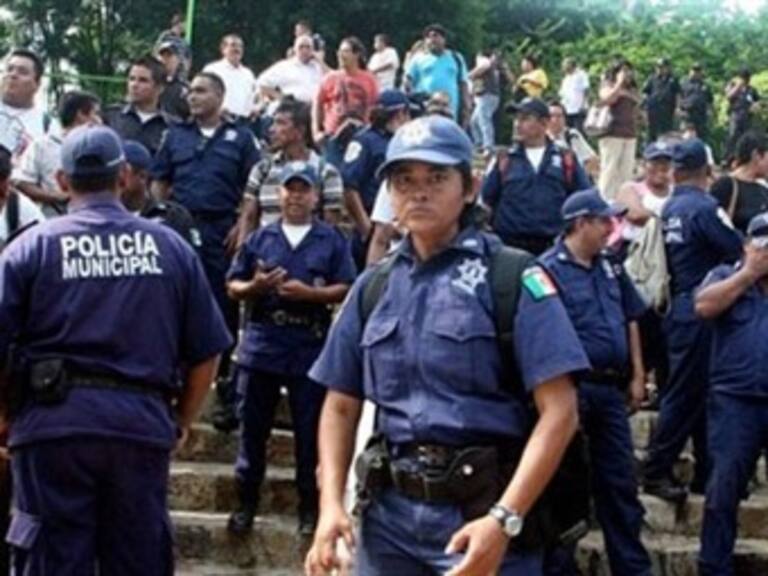 Amenazan policías municipales de Acapulco con   paro  de labores