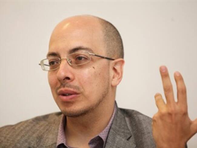 Presentan ‘Memorial del engaño’ de J. Volpi