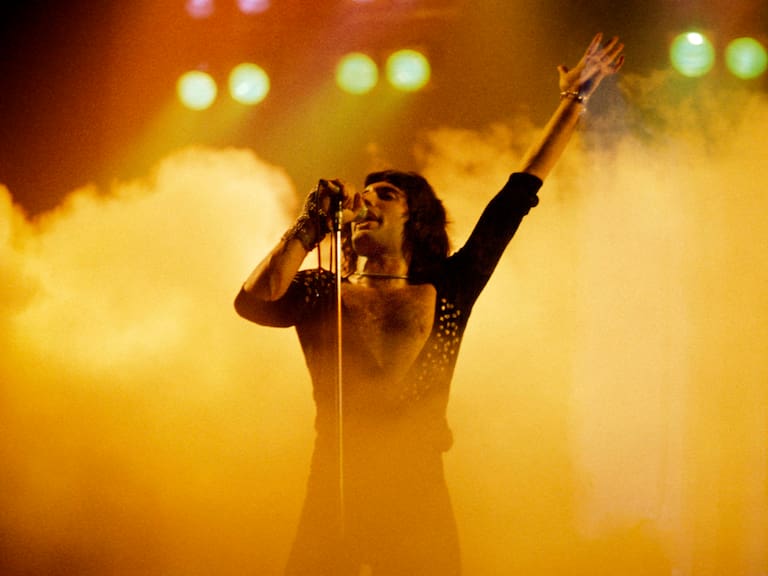 Freddie MERCURY and QUEEN