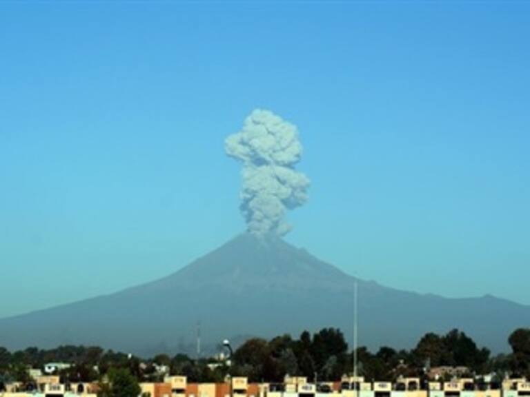 Continuará actividad en el Popocatépetl por formación de nuevo domo