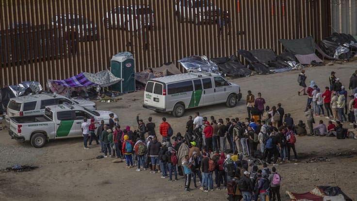 CBP detiene a más de 10 mil migrantes al día en la frontera con México