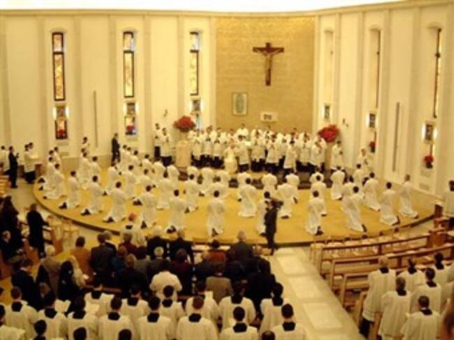 Cumplen Legionarios de Cristo 70 aniversario sin festejos