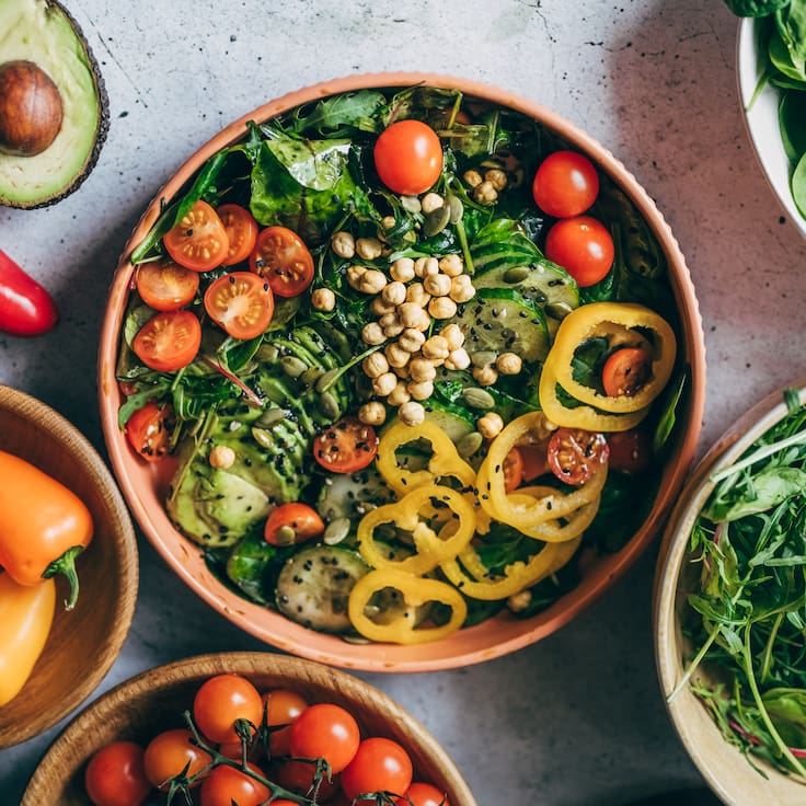 Brote de Cyclospora enciende las alertas: estos son los alimentos que debes comer y cuáles evitar