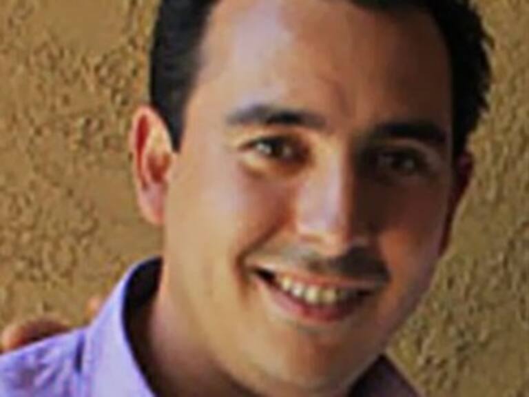 Lamenta Calderón 'cobarde' asesinato de José Eduardo Moreira