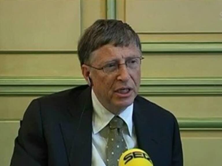 En tiempos de crisis, necesario priorizar ayuda social e internacional: Bill Gates