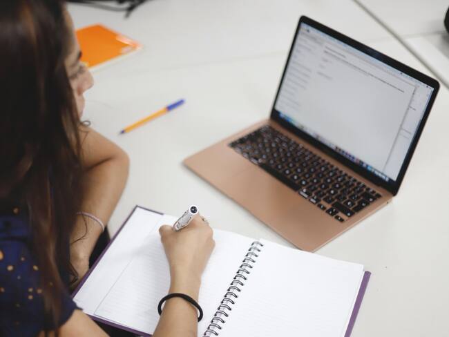 Convocatoria UnADM: Fecha de registro y requisitos para estudiar la licenciatura gratis y en línea