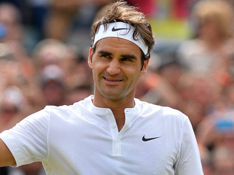 Roger Federer juega vistiendo una falda escocesa