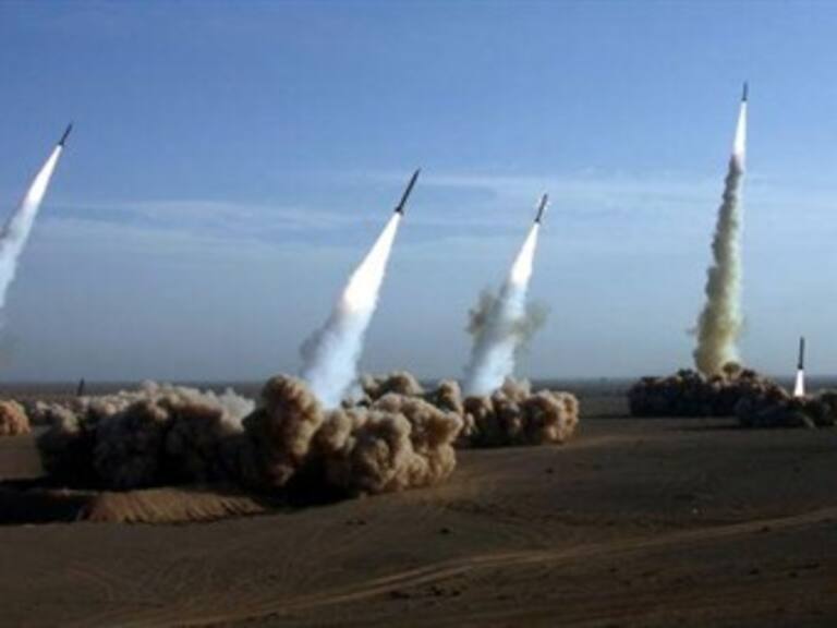 Pide Francia que EU y Rusia den primer paso en reducción armas nucleares