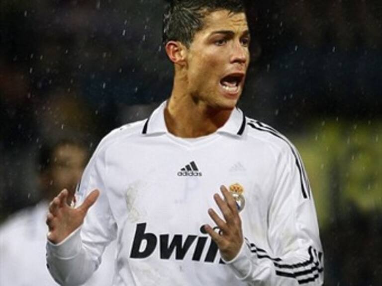 Retoma Cristiano Ronaldo entrenamientos