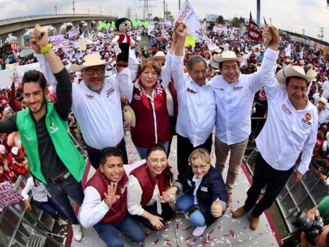 50 mil mexiquenses acompañaron a Delfina Gómez en primer cierre de campaña