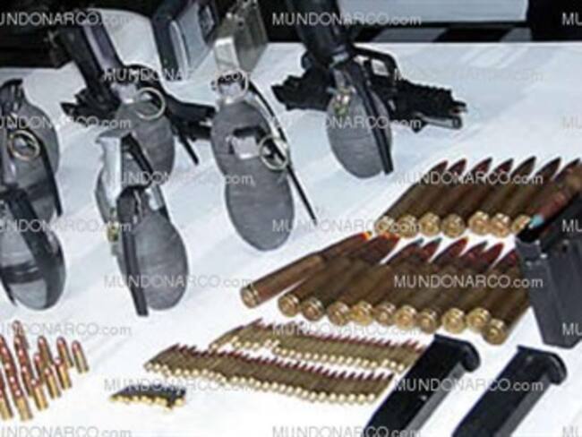 Consignan a siete detenidos con armas y granadas en Jalisco