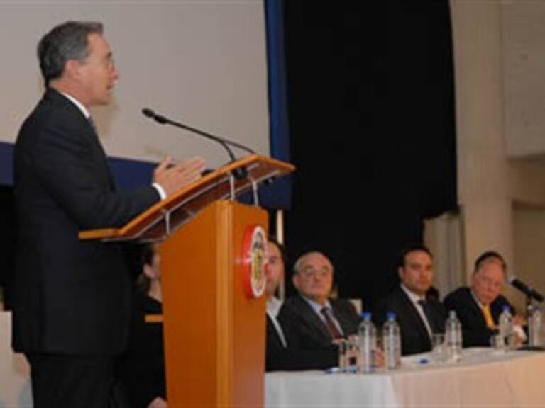 Mantiene ING México empleos en el país